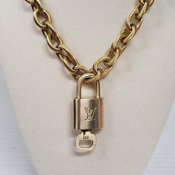 Auth Louis Vuitton Lock&Key Gold w/Unbranded CubanGeometry Stainless Steel Chain - Picture 6 of 12
